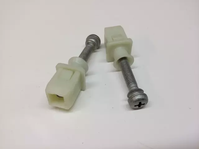 切手05 81195-89101 - Headlight Adjusting Screw 1989-1996 Toyota