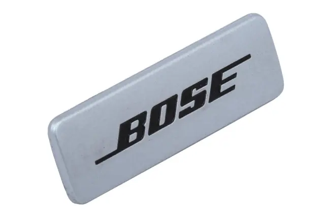 BOSE スイッチ付き電装看板 Front Side Door Speaker Grille Bose Logo 22846977 | Chevy Parts Pros