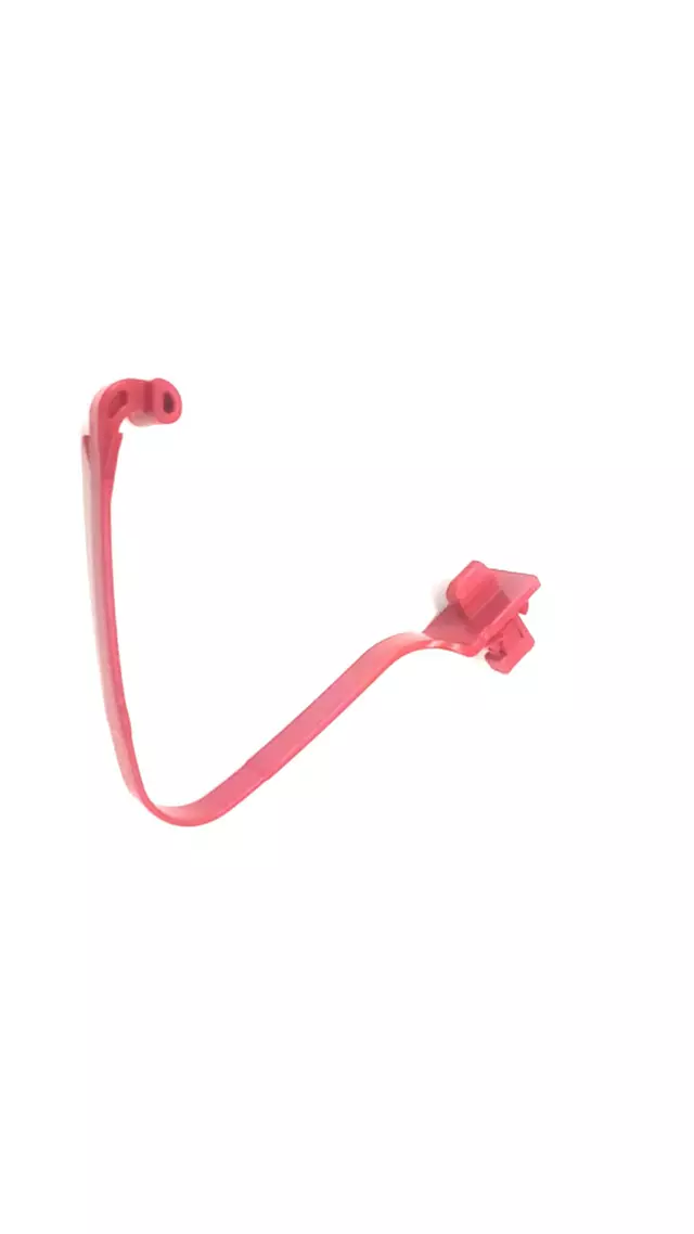 Windshield Pillar Trim Fastener