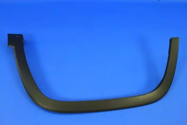 Wheel Flare Molding, Left