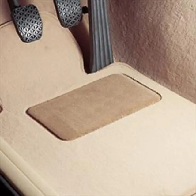 51477351387 - 2015-2016 BMW Carpeted Floor Mats - Sedan
