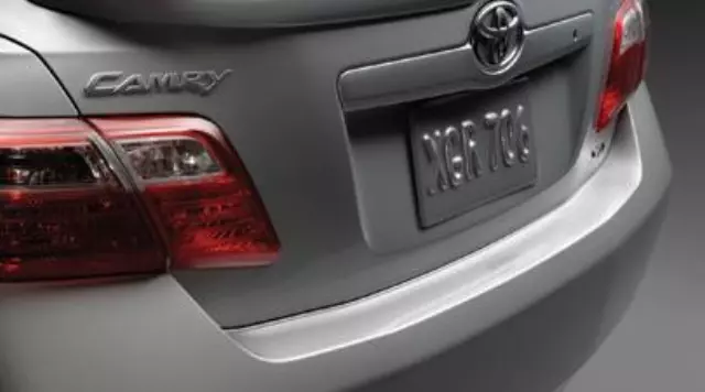 2007-2011 Toyota Camry - Bumper Applique, Rear