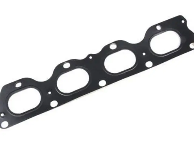 削除致します Amazon.com: GM Parts 55591998 Thermal Bypass Hose : Automotive