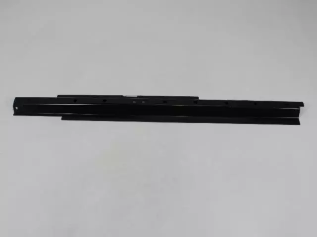 Sill Reinforcement, Left