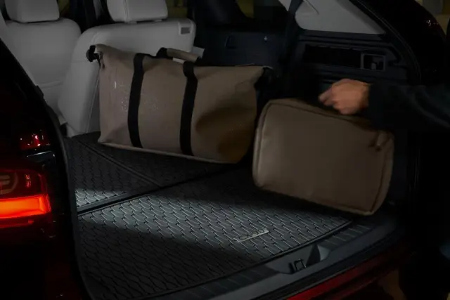 KMV7-V0-360A - Cargo Tray, W/ Seat Back Protection - 2026 Mazda CX