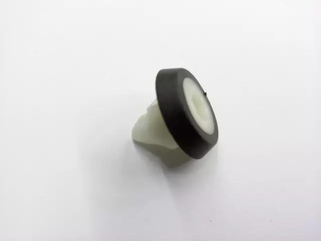 thumbnail image 2 of Genuine Ford Under Cover Splash Shield Retainer Nut – W716006-S439 – Fits 11-19 Explorer, Taurus, Edge, F-150 & More 2 of 3