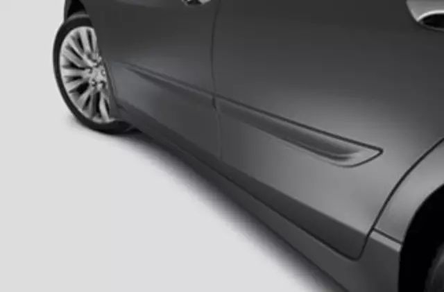 Body Side Molding - Bellanova White Pearl