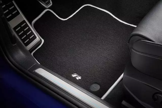 Mojomats Carpeted Mats