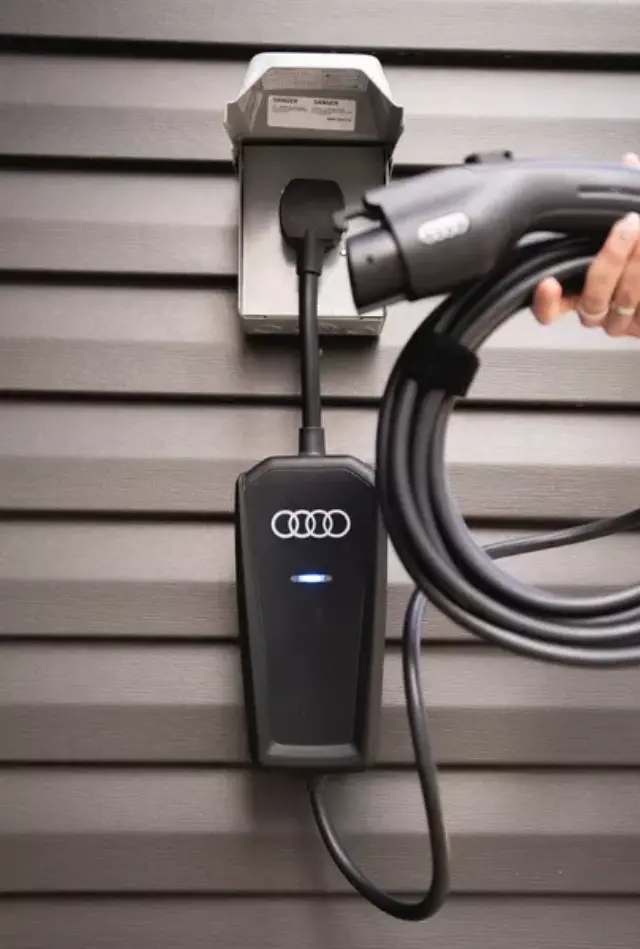 85H-051-434 - AUDI ETRON e-tron Charger 120v/240v 2025 Audi Q4 e