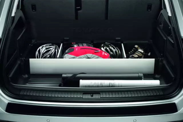 Trunk Liner With Built-In Organizer - Volkswagen (7P0-061-162)