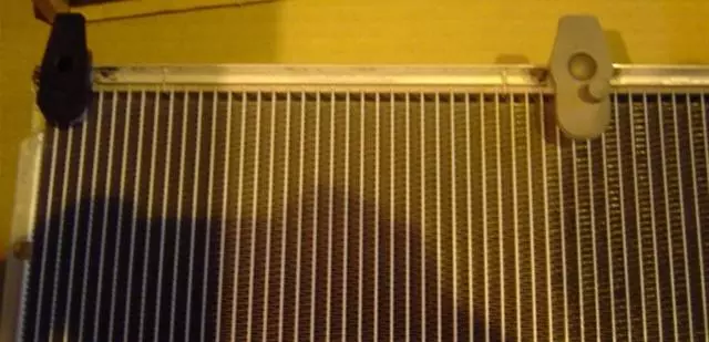 2004-2009 Toyota Prius - Condenser