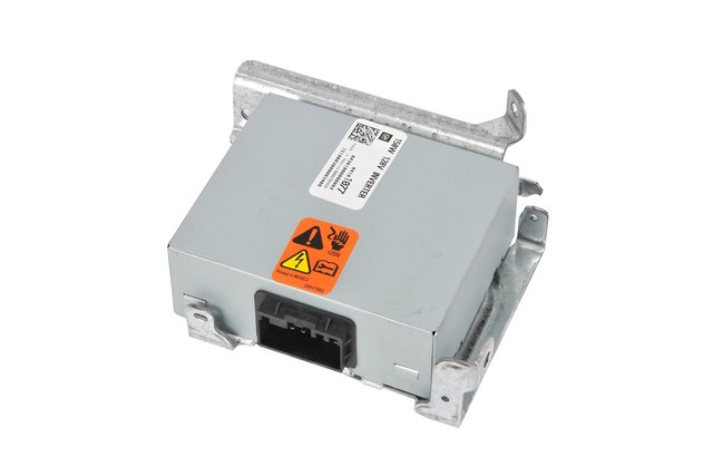 2015-2019 GM Accessory AC and DC Power Control Module 84181077 ...