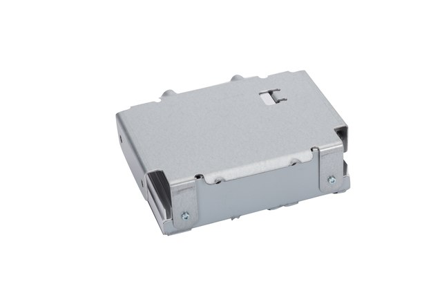 2013-2020 GM Accessory AC and DC Power Control Module 23368732 ...