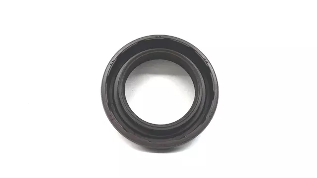 1987-1994 Subaru Justy - Engine Crankshaft Seal