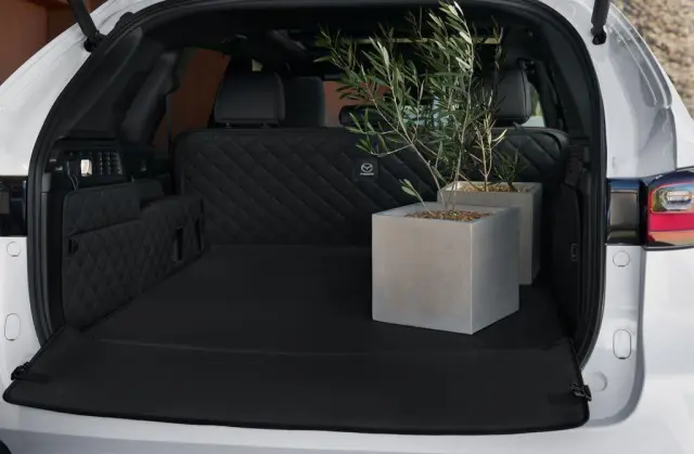 KR9E-V0-360 | 2025 Mazda CX-70 Padded Cargo Liner | Palladino