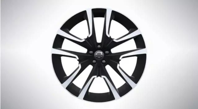 2020 Volvo XC60 - Wheel Alloy