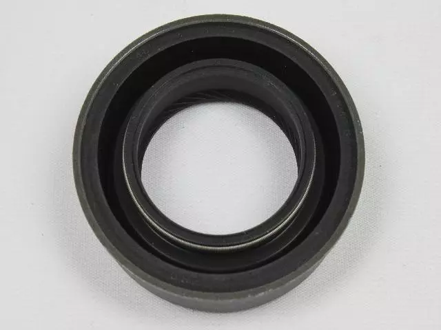 Transfer Case Output Shaft Seal