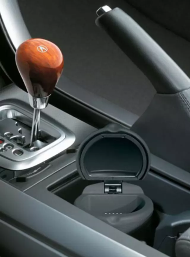 Ash Tray, Cup Holder Style