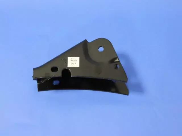 LOWER CONTROL ARM - BRACKET 68003478AA