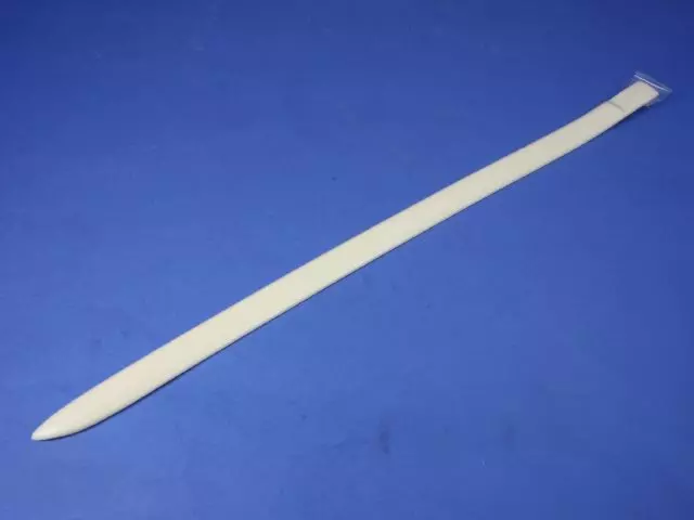 Rear Door Molding, Right