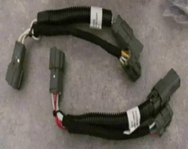 Tow Hitch Jumper Harness