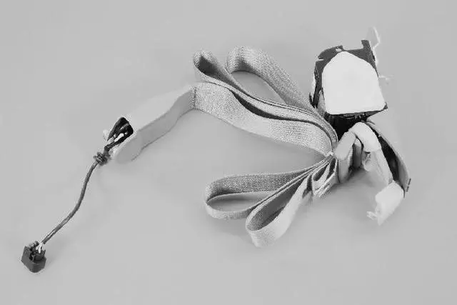 Retractor Seat Belt, Right