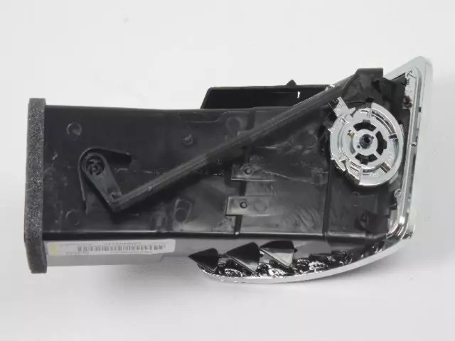 Air Conditioning & Heater Outlet, Right