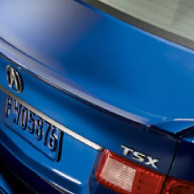 Deck Lid Spoiler - Vortex Blue Pearl