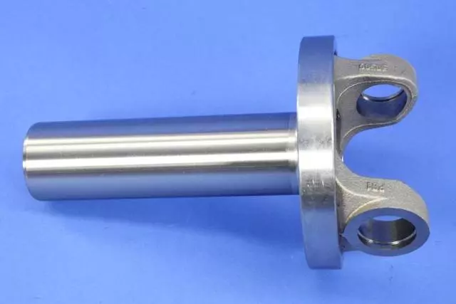 DRIVE SHAFT - YOKE  68238006AA