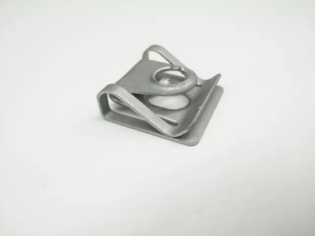 Cowl Top Panel U-Nut