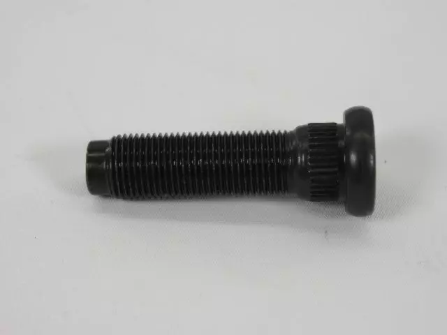 Hub Stud, Mounting