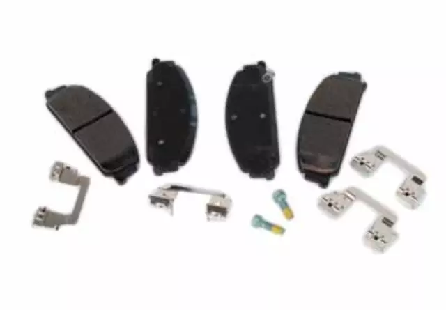 Front Disc Brake Pad Set with Clips