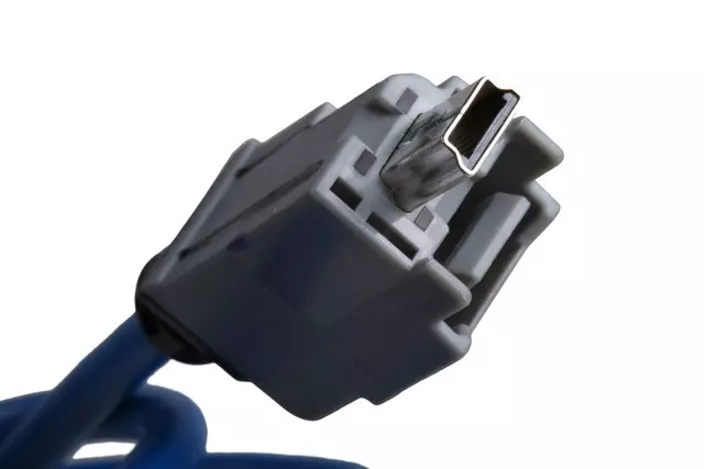 GM Video Antenna Cable 84690405