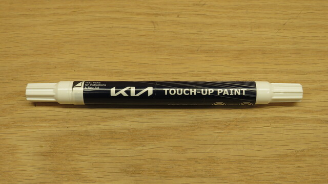 Touchup Paint Kia Snow White Pearl Paint Pen UA011
