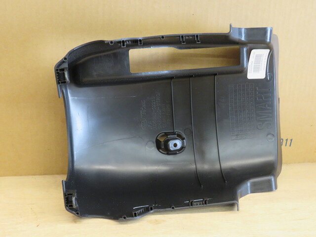 84852 D4200WK - Lower Column Cover 2016-2020 Kia Optima | Kia