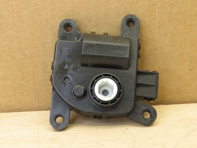 97154-3Z000 - Actuator 2017-2025 Kia | Kia Cheap Parts
