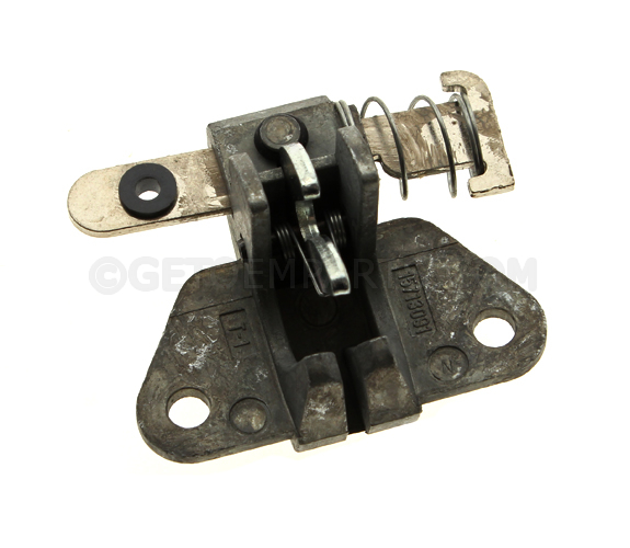 20002003 GM Glove Box Latch 15713091