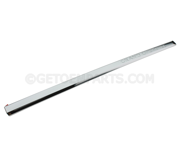 05-10 GRAND CHEROKEE FRONT RIGHT DOOR MOLDING APPLIQUE CHROME MOPAR 55156848AE