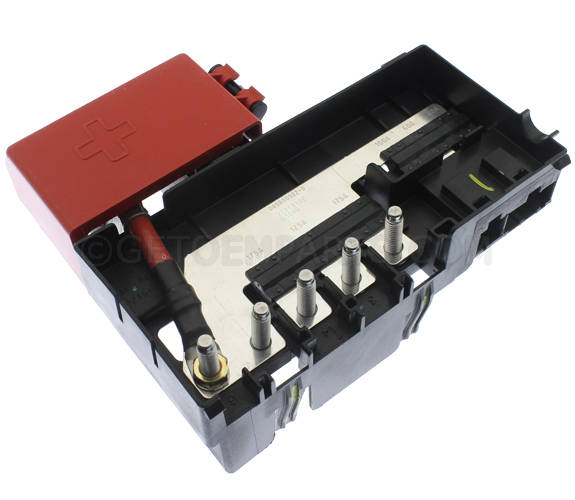 20142020 GM Battery Distribution Engine Compartment Fuse Block