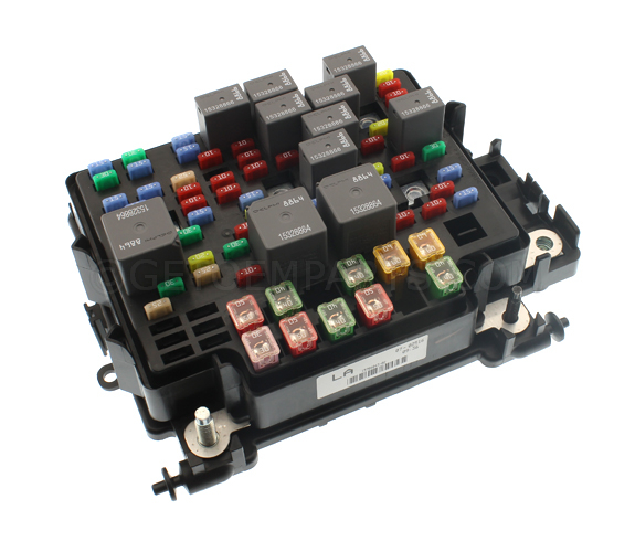 20042006 GM Engine Wiring Harness Junction Block 15786043