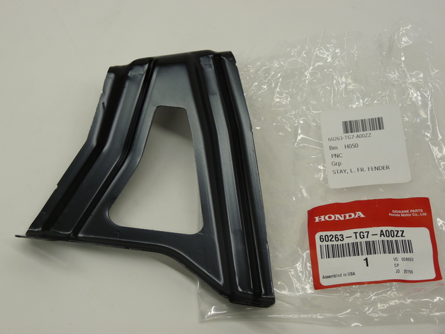 60263-TG7-A00ZZ - 2016-2023 Honda - Stay L Front Fender | All