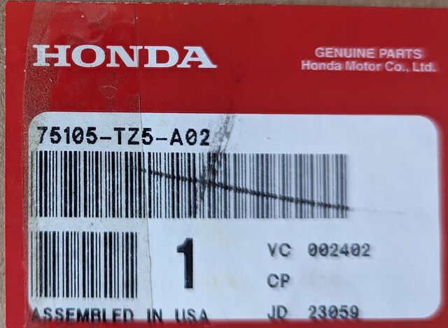 75105-TZ5-A02 - 2014-2016 Acura MDX - Molding, Front Grille