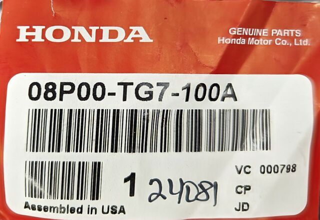 08P00TG7100A - 2019-2023 Honda Passport and Pilot Front & Rear Mud