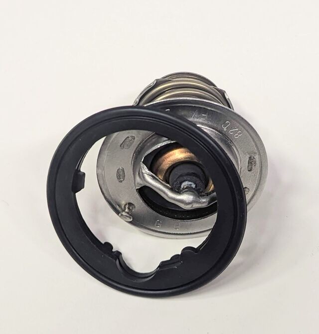 だれ？ 19301-RNA-315 - 2013-2015 Acura ILX - Thermostat Assembly (Fuji