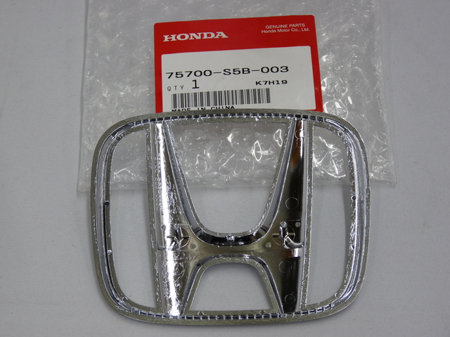 75700-S5B-003 - 2003-2008 Honda - Emblem Front Center (H) | All