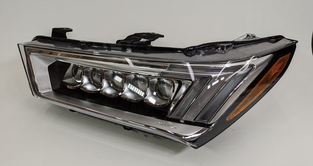 2017-2020 Acura MDX Front Left Driver Side Headlight Lamp Assembly