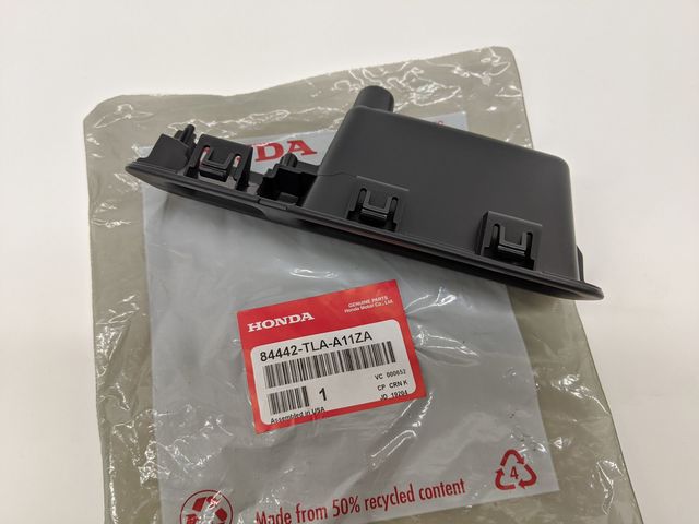 84442-TLA-A11ZA - 2017-2024 Honda CR-V - Pocket Pull *NH900L