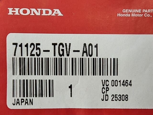 71125-TGV-A01 - 2021-2023 TLX - Outer Radar Cover Emblem | All
