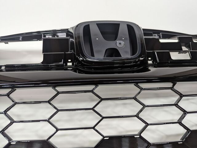 71121-T7W-A51 - 2019-2022 Honda HR-V - Base Front Grille | All