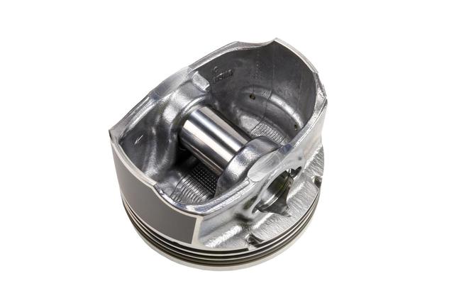 GM Genuine Parts Piston Kit 12675714 - Driver Side Engine Piston Set, GM Original Equipment